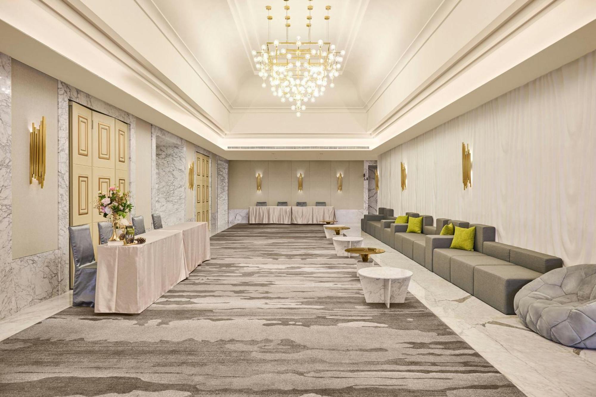 Le Meridien Taichung Eksteriør billede The Grand Ballroom Foyer