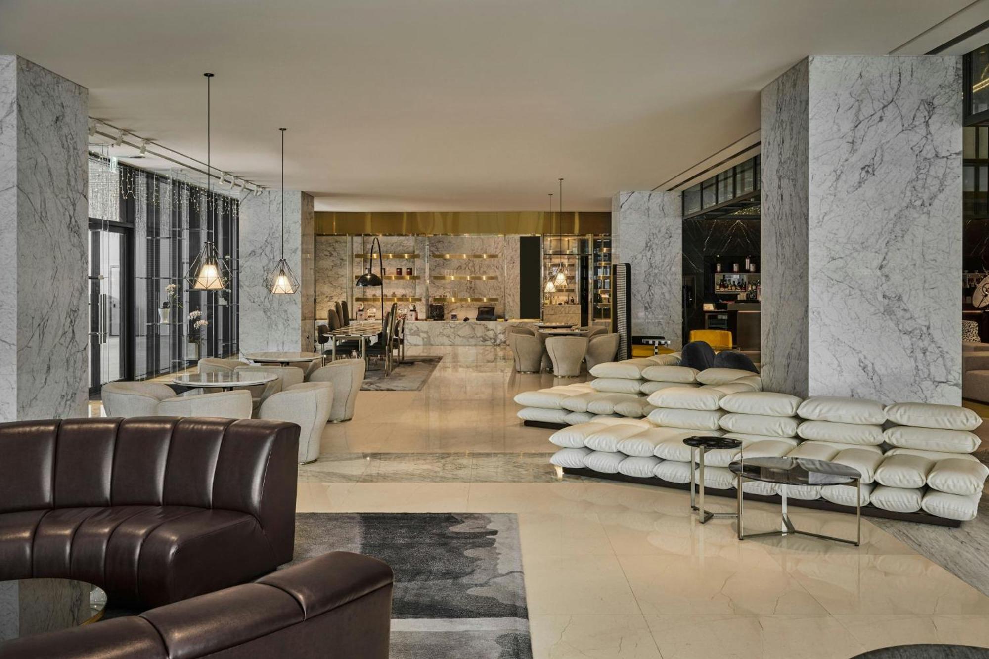 Le Meridien Taichung Eksteriør billede The Lounge at the airport